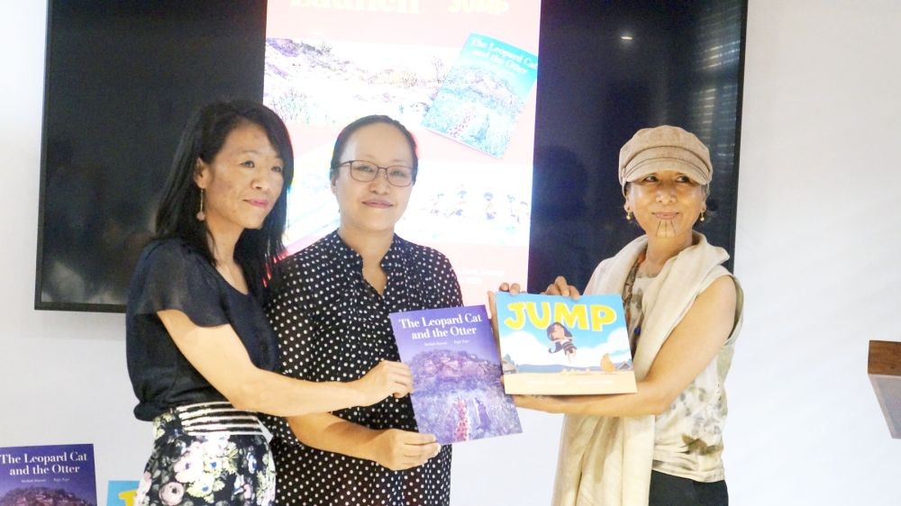 Author Abokali Jimomi with Anungla Zoe Longkumer and Vishü Rita Krocha during the book launch held at The White Owl, Chümoukedima on June 24. (Morung Photo)