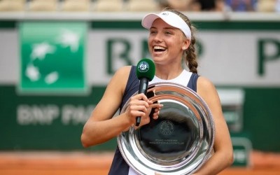 French Open: Korneeva clinches junior title with win over Alarcon