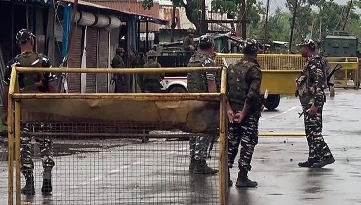 Manipur: Mob tries to vandalise BJP president's house, torches minister's party office