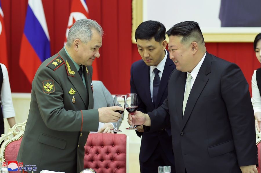 Pyongyang: This photo, released by the North's official Korean Central News Agency on July 28, 2023, shows North Korean leader Kim Jong-un (R) toasting with Russian Defense Minister Sergei Shoigu during a reception for the minister and his military delegation in Pyongyang the previous day. The delegation visited the North to attend a ceremony to mark the 70th anniversary of the Korean War armistice agreement on July 27. (IANS/Yonhap)