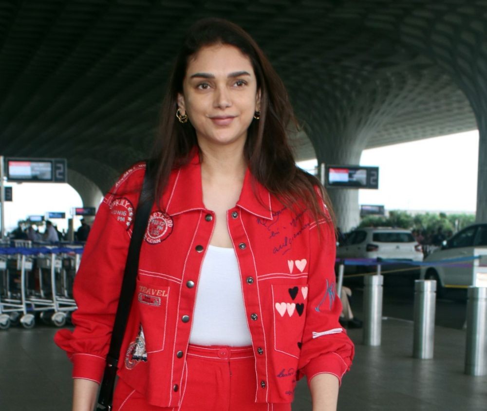 Actress Aditi Rao Hydari spotted at the airport in Mumbai on Sunday, July 30, 2023. (Photo:IANS)