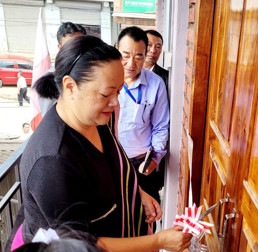 Minister Salhoutuonuo Kruse inaugurating office of NDPP 8th Western Angami A/C office at New Market (TCP gate), Kohima on August 30.