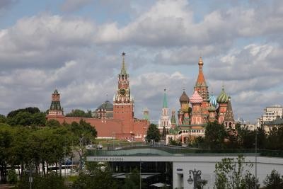 Russia bans 54 British journalists, politicians from entering country