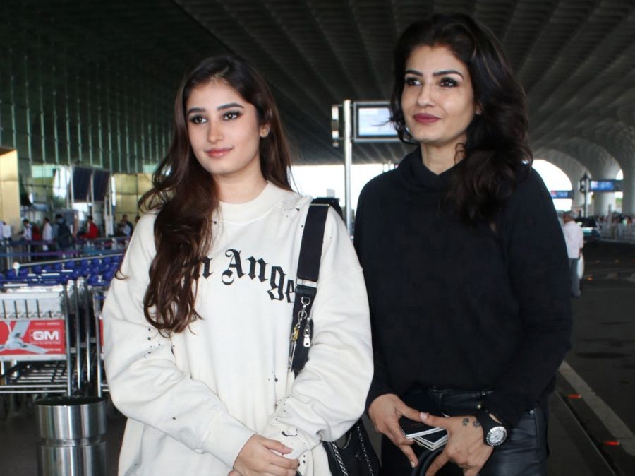 Mumbai: Actress Raveena Tandon with her daughter Rasha Thadani spotted at airport, on Tuesday, August 08, 2023. (Photo: IANS/Sanjay Tiwari)