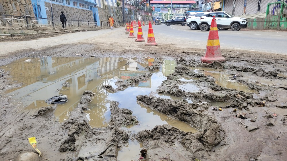 Mud slush in the main town around Y Junction Kohima. (Morung Photo)