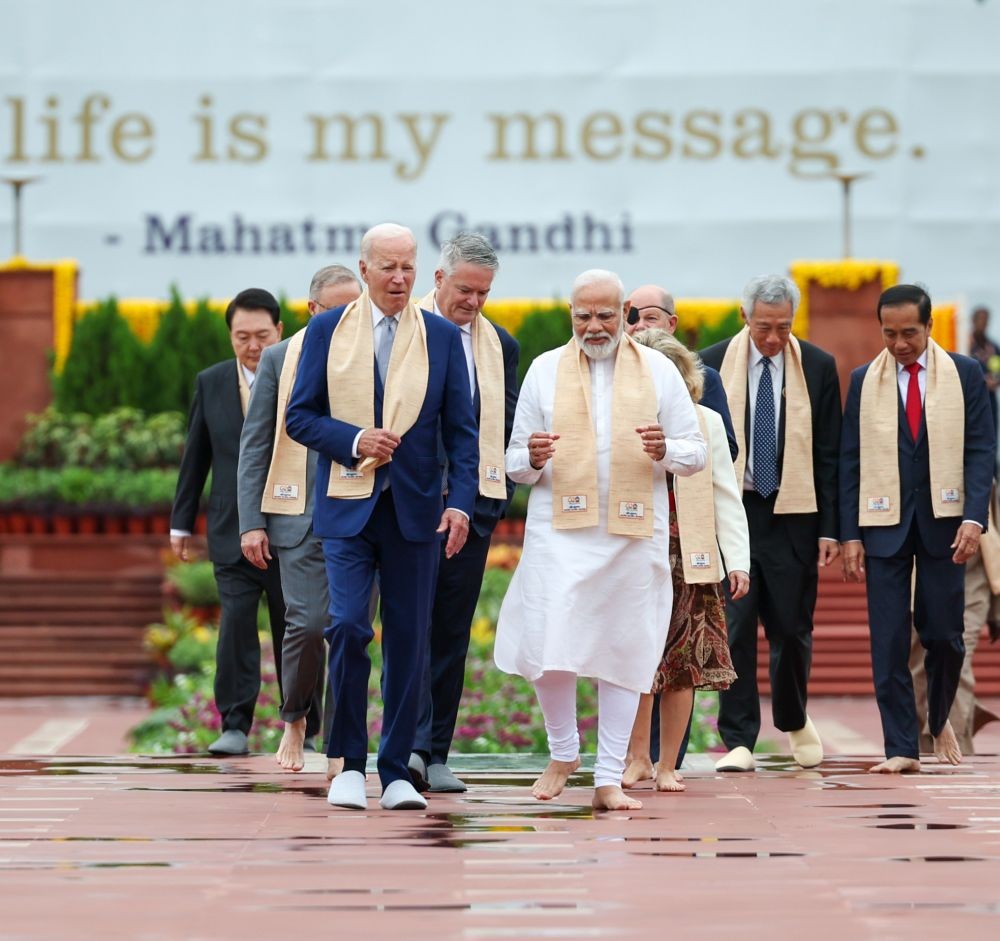 New Delhi: Prime Minister Narendra Modi and world leaders during a visit to pay homage at Mahatma Gandhi's memorial Rajghat on the final day of the G20 Summit, in New Delhi, on Sunday, September 10, 2023. (Photo: IANS/PIB)