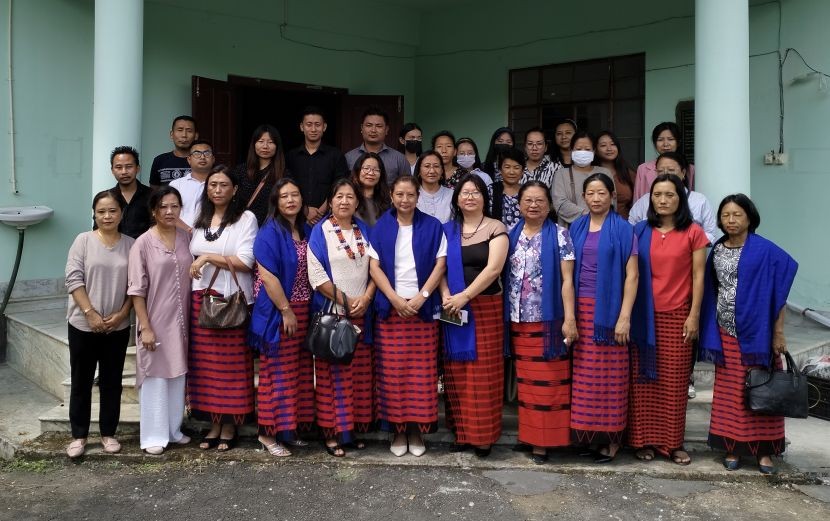 Resource persons, Officials from Watsü Mungdang and AKM and participants of the Pottery and Bamboo Craft workshop at Women Resource Centre, Marepkong Ward, Mokokchung on September 22. (Morung Photo)