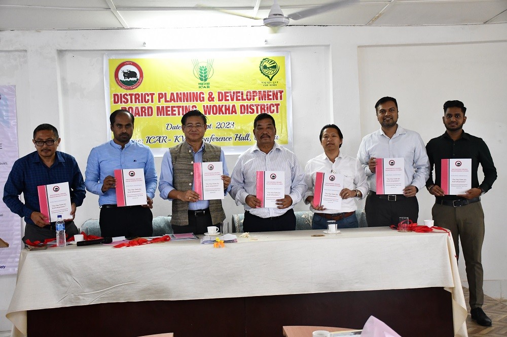 Advisor Mhathung Yanthan, MLA Y Mhonbemo Humtsoe, MLA Achumbemo Kikon, DC & Vice Chairman Ajit Kumar Ranjan (IAS) releasing a booklet on Compendium of Activities under ETF.