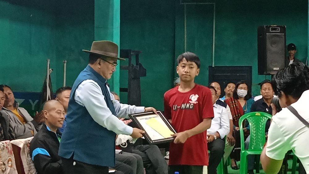 Nagaland Advisor for Land Resources, G Ikuto Zhimomi graced the 10th Inter Departmental Tournament at Zunheboto organised by District Sports Council Zunheboto.