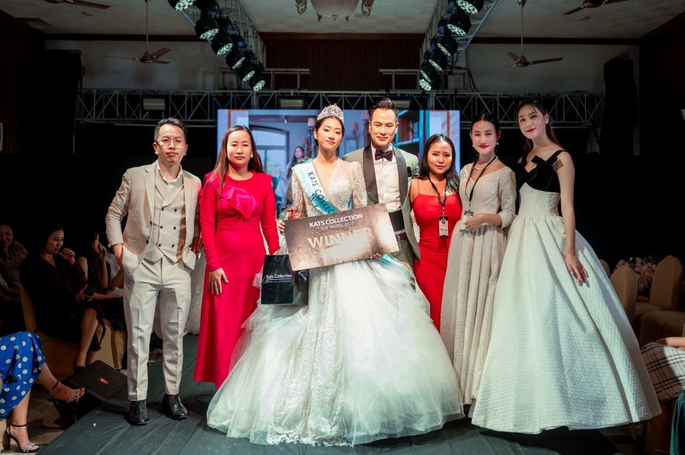 Moakhumla Ao, winner of Kats Collection Top Model 2023 with others at Hotel Acacia, Dimapur on October 7.