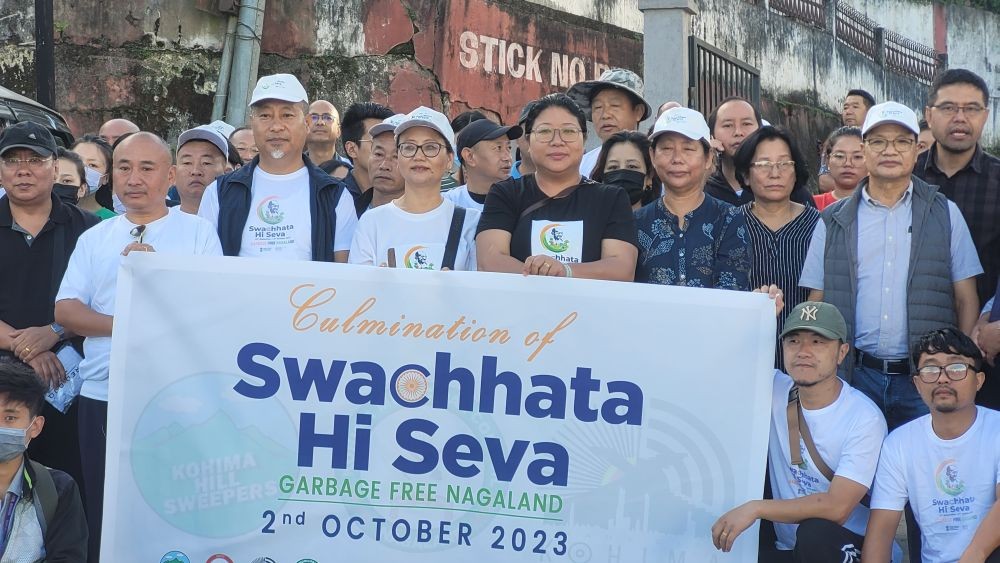 MLA Dr Tseilhoutuo Rhutso and others during culmination programme of Swachhata Hi Seva in Kohima on October 2. (Morung Photo)