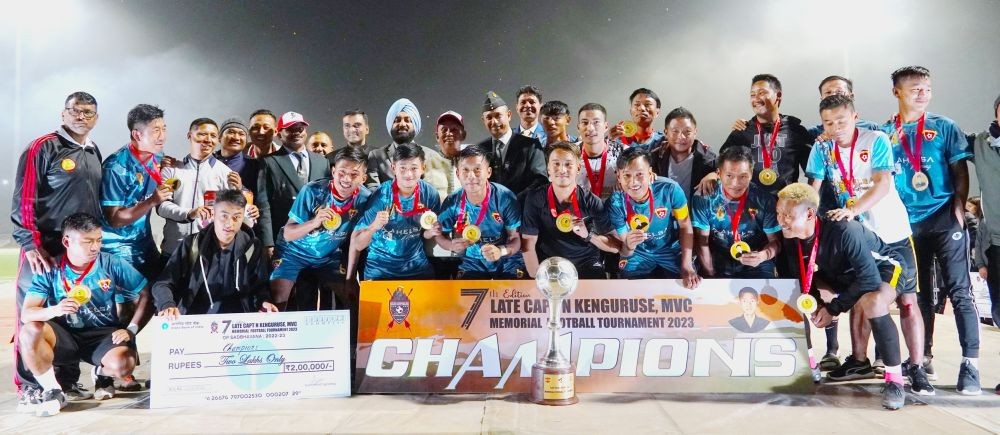 Champion Tehok FC team with Maj Gen Vikas Lakhera and others.