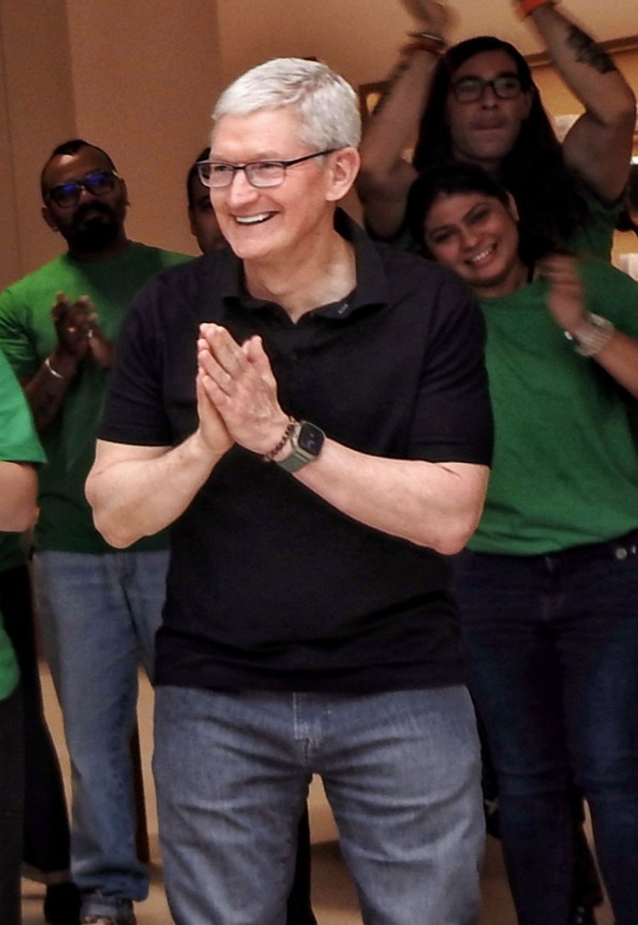 New Delhi: Apple CEO Tim Cook welcomes people at the opening of India's second Apple Store at Select City Walk Mall, Saket, in New Delhi, on Thursday, April 20, 2023. (Photo:IANS/Anupam Gautam)