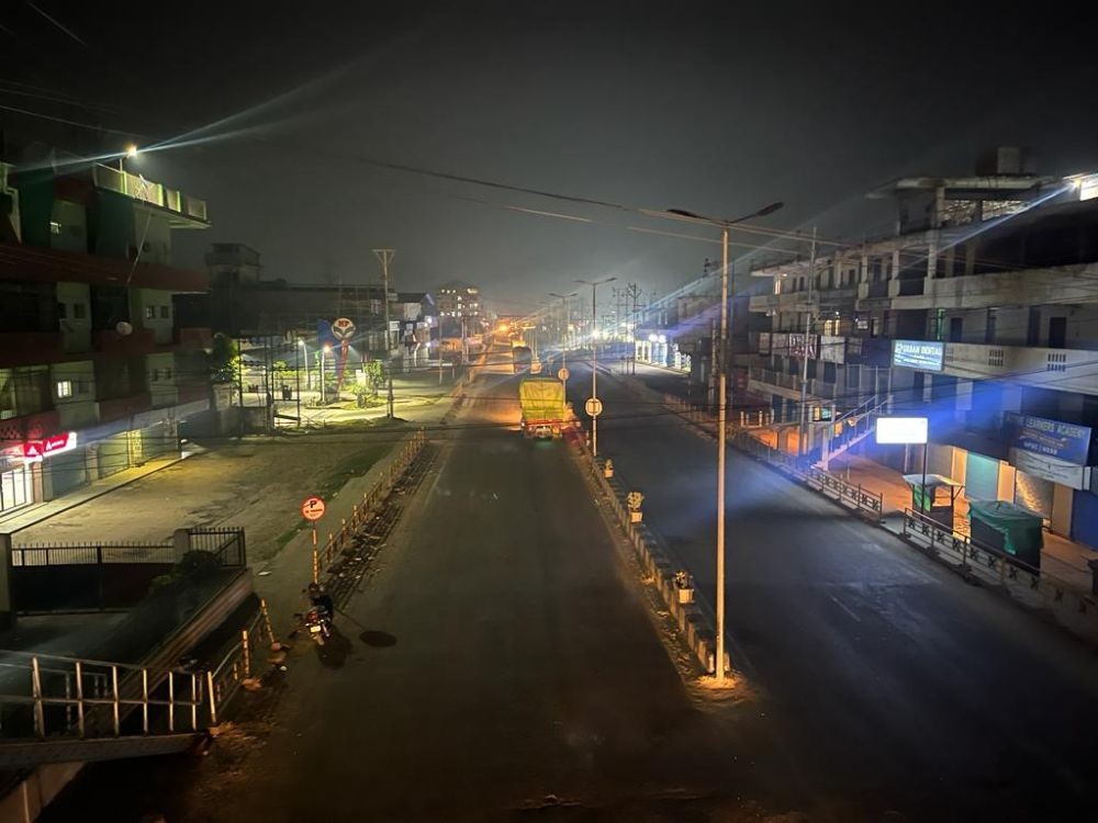 A section of the four-lane stretch without the street-lights functioning at Naharbari junction Dimapur taken on November 1. (Morung Photo)