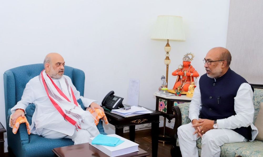 Manipur CM discusses 'vital issues' with Amit Shah in Delhi