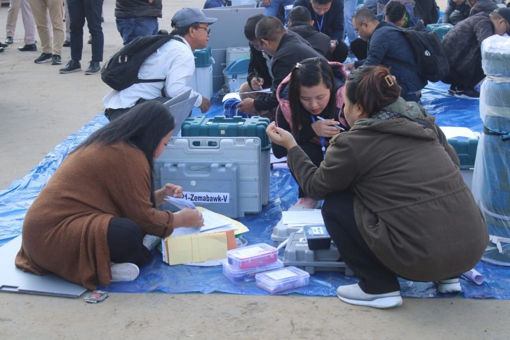 Aizawl: Polling officials prepare to leave for poll duty ahead of voting for Mizoram Assembly elections,on Monday, November 06,2023. (IANS/Twitter:@ceomizoram)