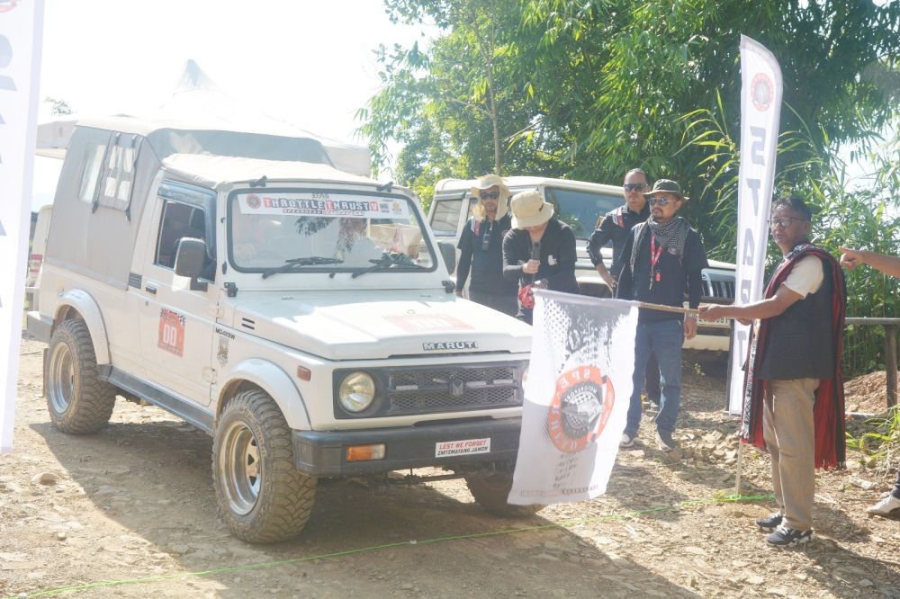 R. Nungshilepden Jamir, Chairman, Ungma Village Council, Flagging off the Throttle Thrust V at Ungma, Mokokchung, on November 3.