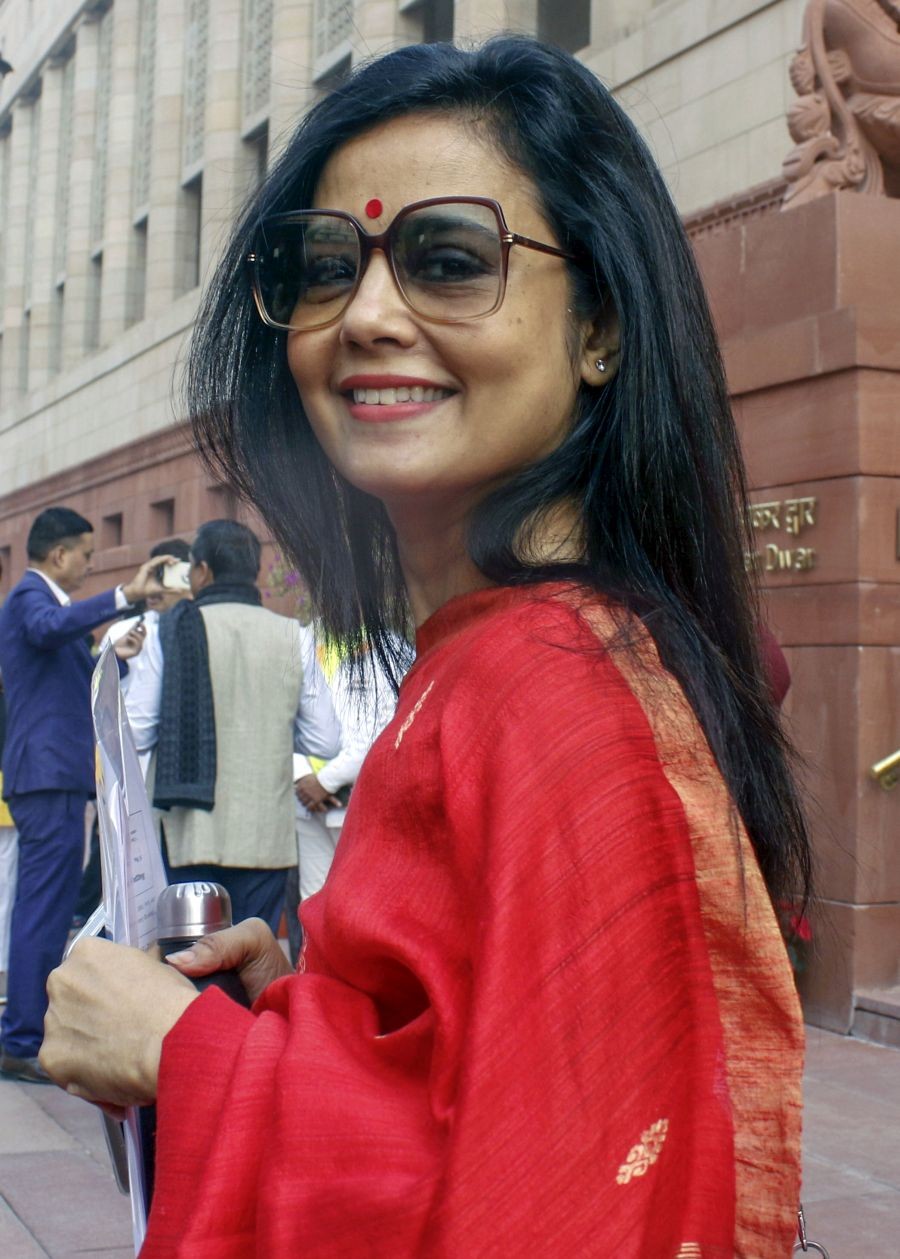 New Delhi: TMC MP Mahua Moitra on the first day of the Winter session of Parliament, in New Delhi, Monday, Dec. 4, 2023. (IANS/Qamar Sibtain)