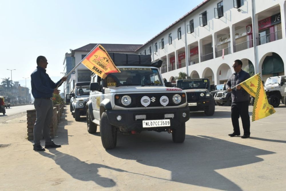 Participants of Winter Expedition 2023 all from outside Nagaland at CT Square Chümoukedima during the flagging off ceremony. (DIPR Photo)