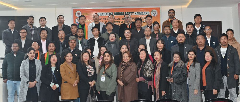 Resource persons with participants of Virtual Media Workshop in Kohima on January 13
