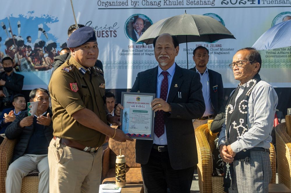 Mongku Yanchu was awarded the Poanglüm Qui Qui Highest Excellence Award by Nagaland Chief Minister on January 13 in Tuensang town. (Morung Photo)
