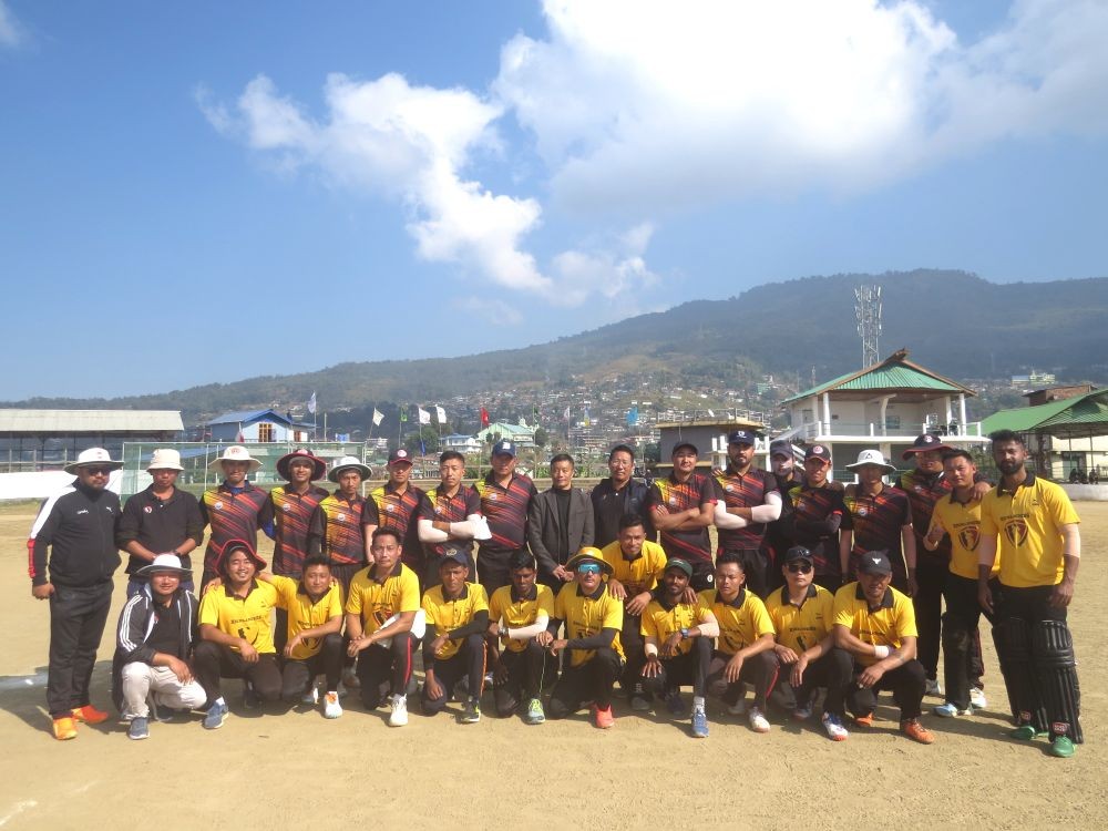 Patron of the day Dr N Mhonchan Kithan District programme officer Zunheboto with the players.