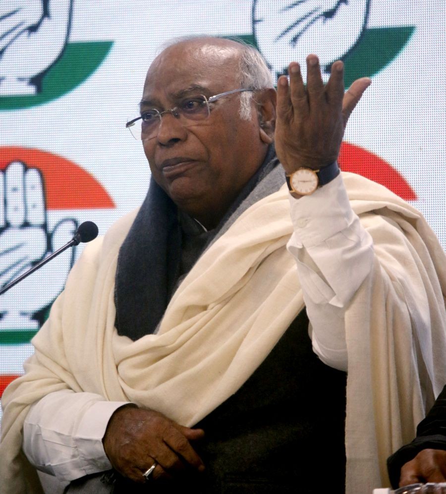 Congress President Mallikarjun Kharge speaks during the launch of logo and anthem for the Bharat Jodo Nyay Yatra, in New Delhi, Saturday, Jan. 6, 2024.(IANS/Qamar Sibtain)
