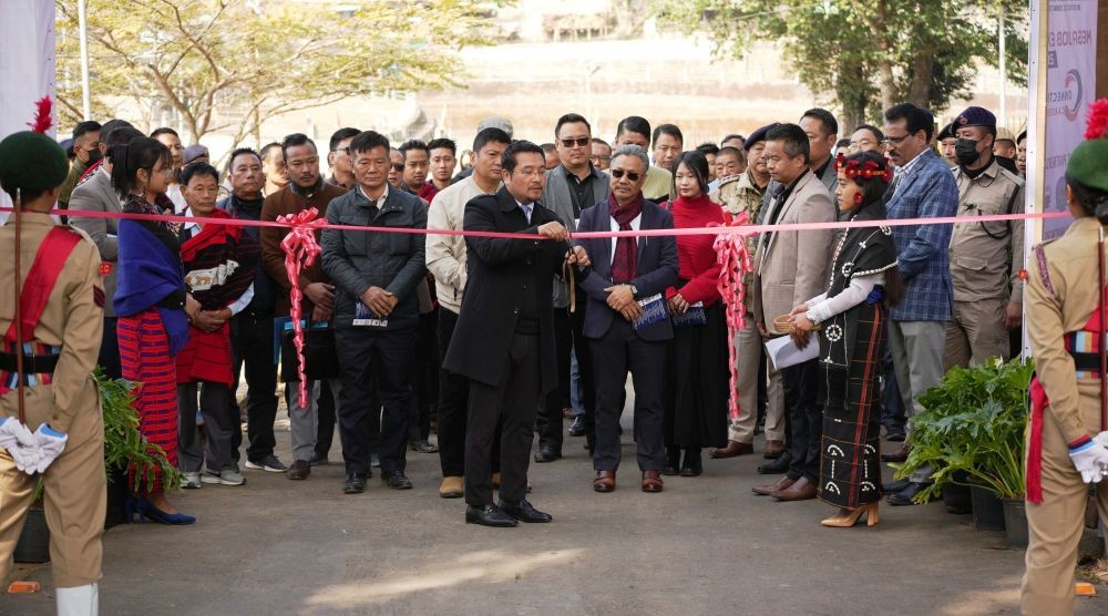 Advisor Tongpang Ozukum inaugurates the first Mega Job Expo 2024 at Fazl Ali College, Mokokchung on January 30. (Morung Photo)