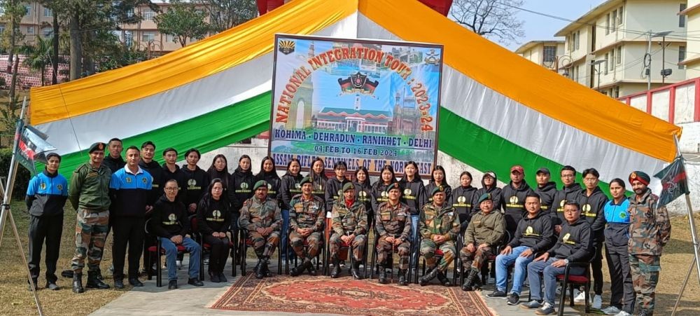 Major General Vikas Lakhera and others with National Integration tour team in Kohima on February 3.