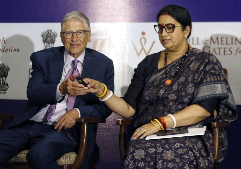New Delhi: Union Minister Smriti Irani and former CEO of Microsoft Bill Gates at the Alliance For Global Good On Gender Equity And Equality event, in New Delhi, Wednesday, Feb. 28, 2024.(IANS/Wasim Sarvar)