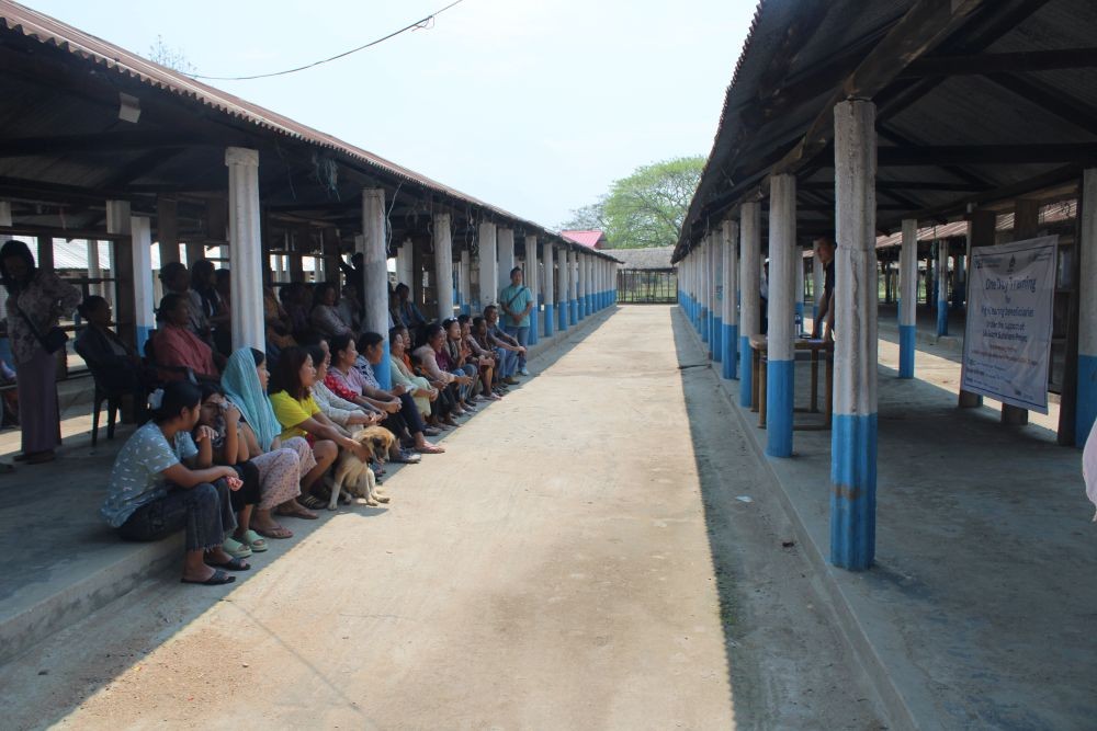 Attendees during the one-day extensive training on feed preparation and management of pigs by AIDA at Urra Village Market Shed on March 23. (Photo Courtesy: AIDA)