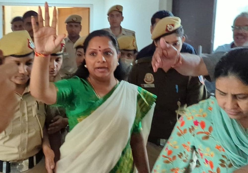 New Delhi: BRS leader K. Kavitha being produced at Rouse Avenue Court in connection with the Delhi excise policy-linked money laundering case, in New Delhi, Tuesday, March 26, 2024.(IANS)