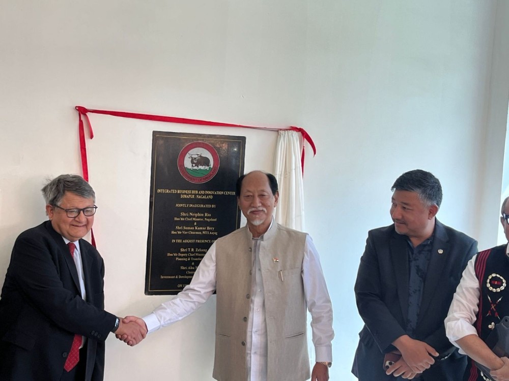 CM Neiphiu Rio alongwith NITI Aayog Vice Chairperson Suman Kumar Bery during the inauguration of Integrated Business Hub & Innovation Centre at Forest Colony Dimapur on March 13. (Morung Photo)
