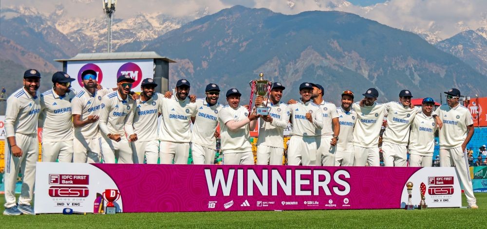 Dharamshala : Indian cricket team palyers pose with the winning trophy after they won the fifth test match against England in Dharamshala on Saturday, March 9, 2024. (Photo: IANS/Biplab Banerjee)