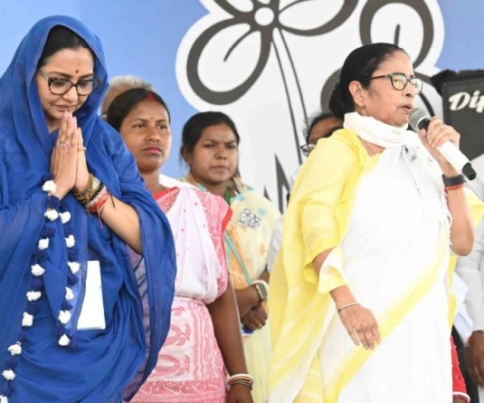 West Bengal Chief Minister Mamata Banerjee during an election rally in support of party candidate June Malia for Lok Sabha Elections, in West Medinipur,Thursday, April 25, 2024.(IANS)