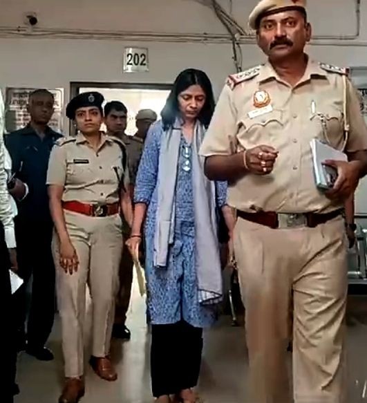 New Delhi: AAP Rajya Sabha MP Swati Maliwal leaves from the courtroom at Tis Hazari Court in New Delhi, Friday, May 17, 2024. Her statement under Section 164 of the CrPC has been recorded. (IANS/video grab)