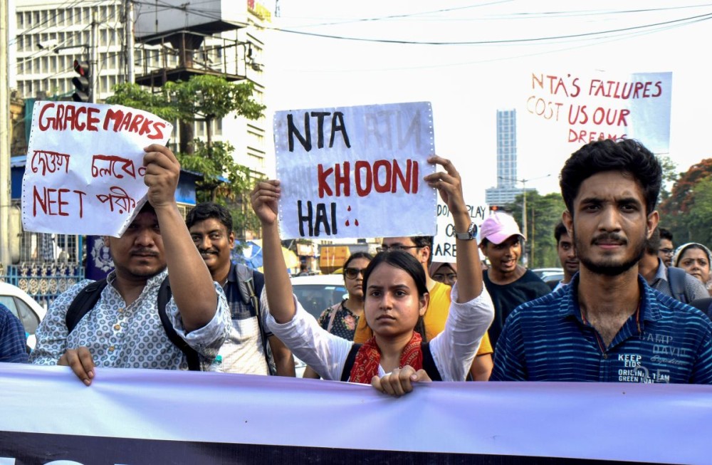 Kolkata: Candidates and students take out a protest march against the alleged irregularities in the NEET-UG examination, in Kolkata on Monday, June 10, 2024. (Photo: IANS/Kuntal Chakrabarty)
