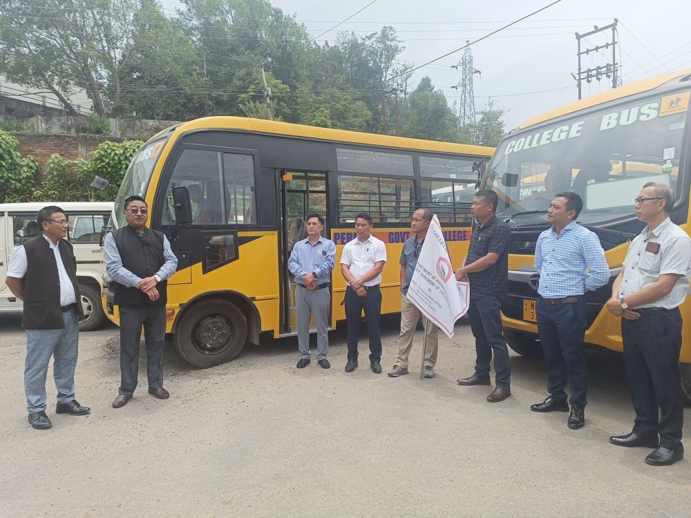 Department of Higher Education, Nagaland flagged off five college buses from the Directorate of Higher Education, Kohima on June 11.