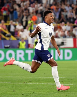 Euro 2024: England stun Netherlands to face Spain in final