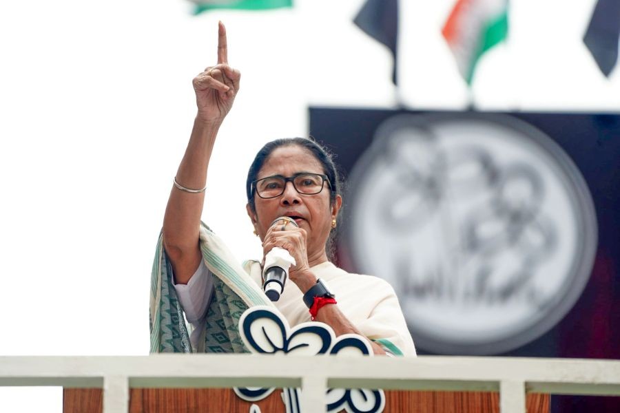 West Bengal Chief Minister Mamata Banerjee speaks during the All India Trinamool Congress's annual 'Shahid Diwas' rally in Kolkata on Sunday, July 21, 2024. TMC observes Martyrs' Day on July 21 every year to commemorate the killing of 13 people in police firing at a Youth Congress rally in 1993. (Photo: IANS/@AITCofficial)