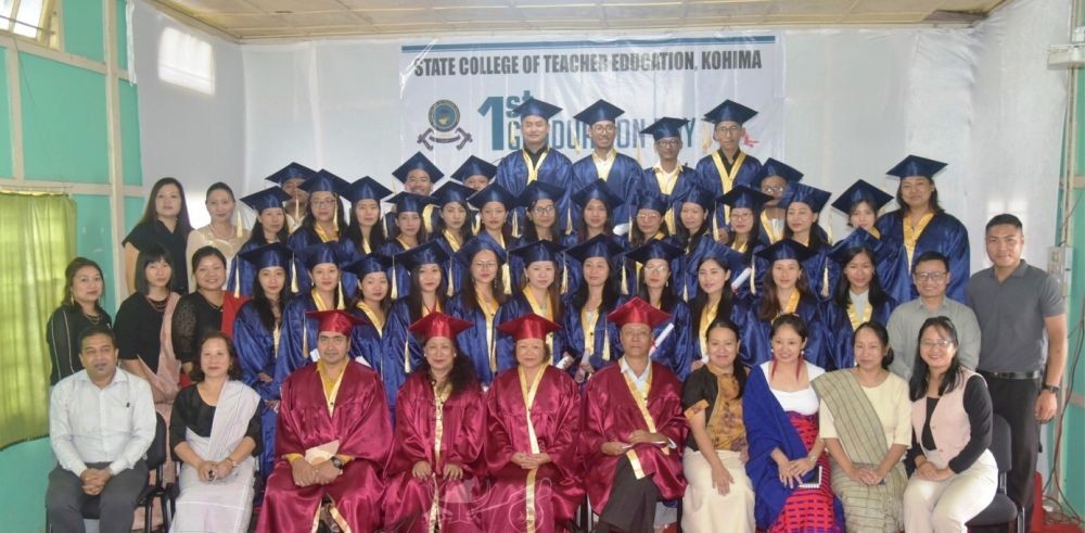 Prof Gleen T Thong, faculty members of SCTE-K and Graduates of 2024 batch during the 1st Graduation day programme. (DIPR Photo)