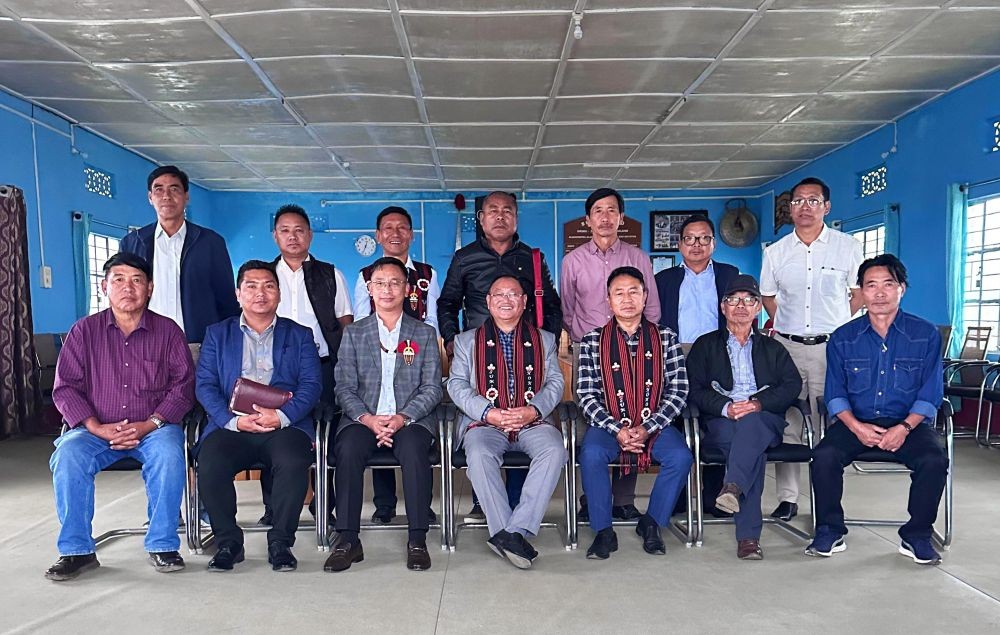 Sümi Hoho office bearers and others during the handing and taking over programme held in the Sümi Hoho Ki, Zunheboto on August 2. (Photo Courtesy: Sumi Hoho)