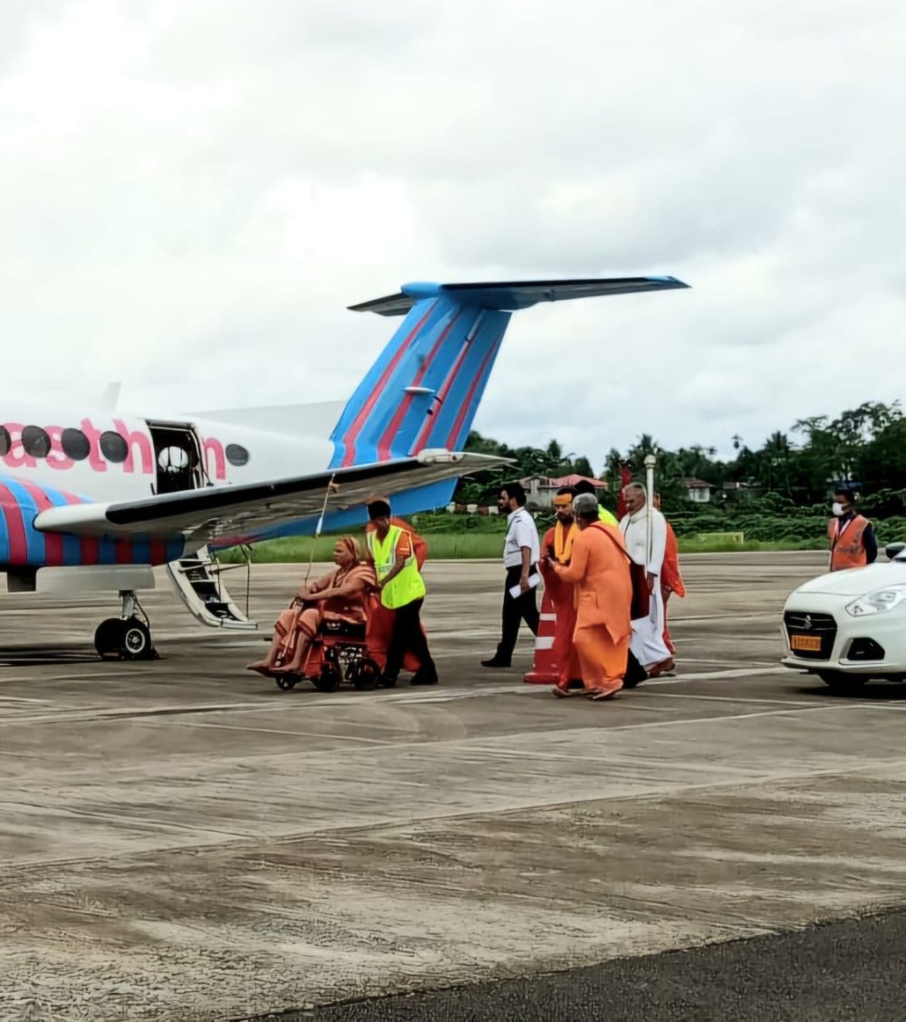 Jagadguru Shankaracharya Maharaj and his entourage at Dimapur airport on September 26.