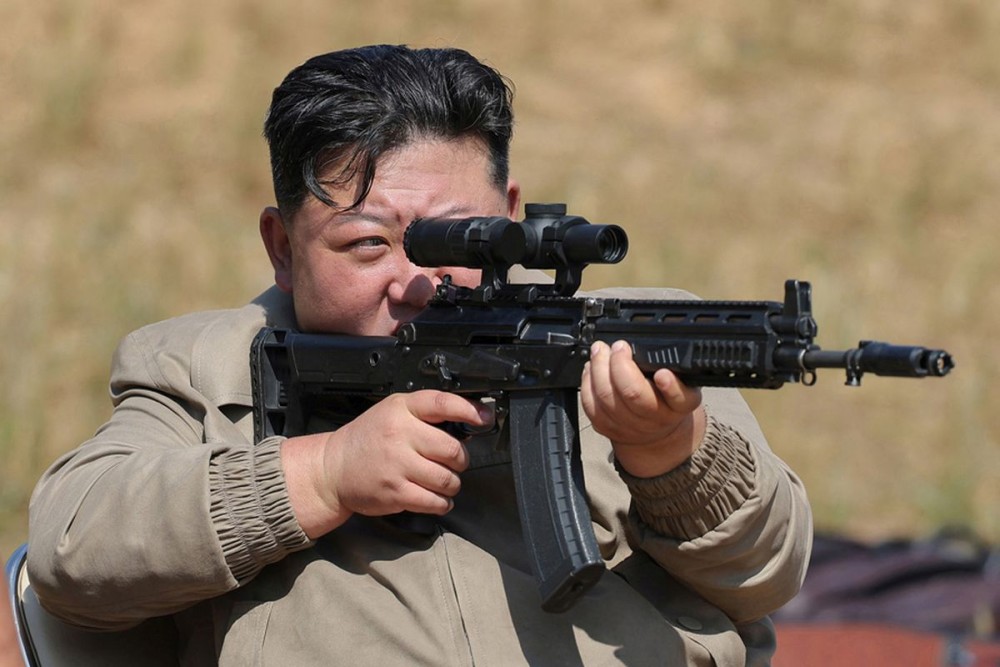 North Korean leader Kim Jong-un (C) inspects the training base of the army's special operations forces on Sept. 11, 2024.(IANS/Yonhap)