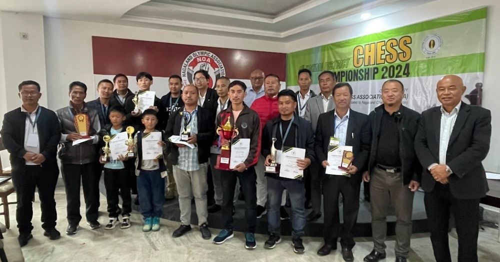 Winners with Roko Angami, KDCA officials and others in Kohima on October 26. (Morung Photo)