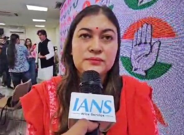 Baba Siddique murder: Shinde and Fadnavis should quit, demands Cong's Ragini Nayak