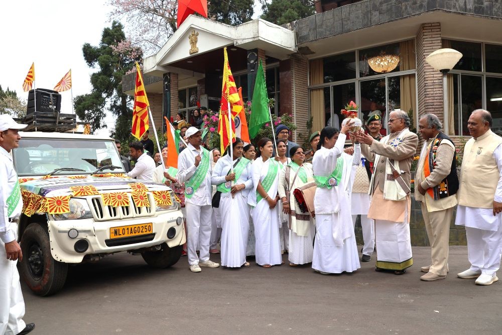 Governor of Nagaland La Ganesan launching Nasha Mukt Bharat Abhiyan awareness campaign at Raj Bhavan, Kohima on November 25.