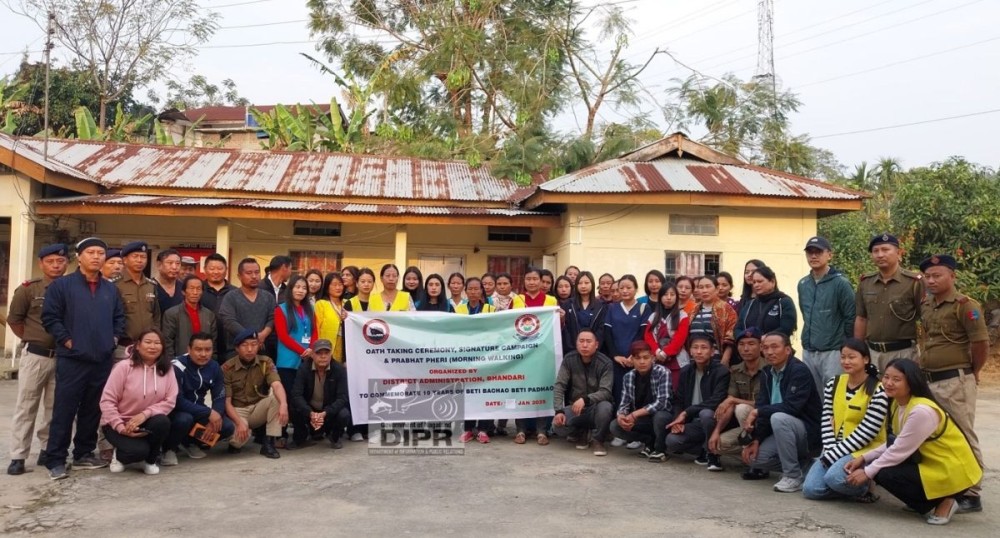 District Administration Bhandari with participants during the Commemoration programme of 10 Years of Beti Bachao Beti Padhao Campaign held at ADC’s Office, Bhandari. (DIPR Photo)