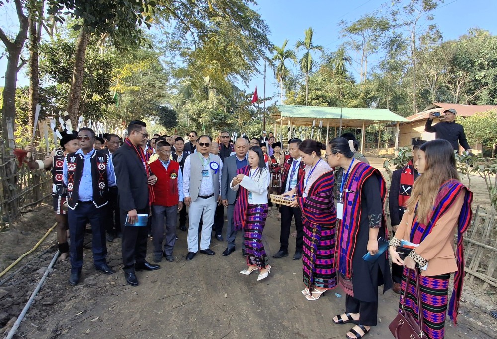 Tovihoto Ayemi being accorded a reception to the9th general session of Western Sangtam Students’ Union (WSSU) is underway at Tsithrongse village.