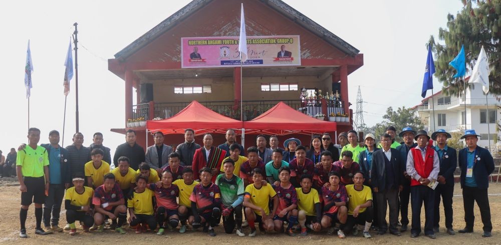 Dignitaries and others with the finalists of the men’s football event.
